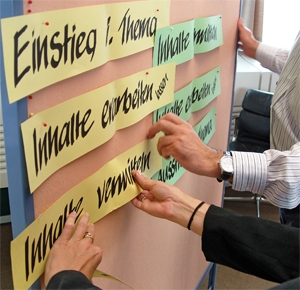 Pflegepädagoge/- in