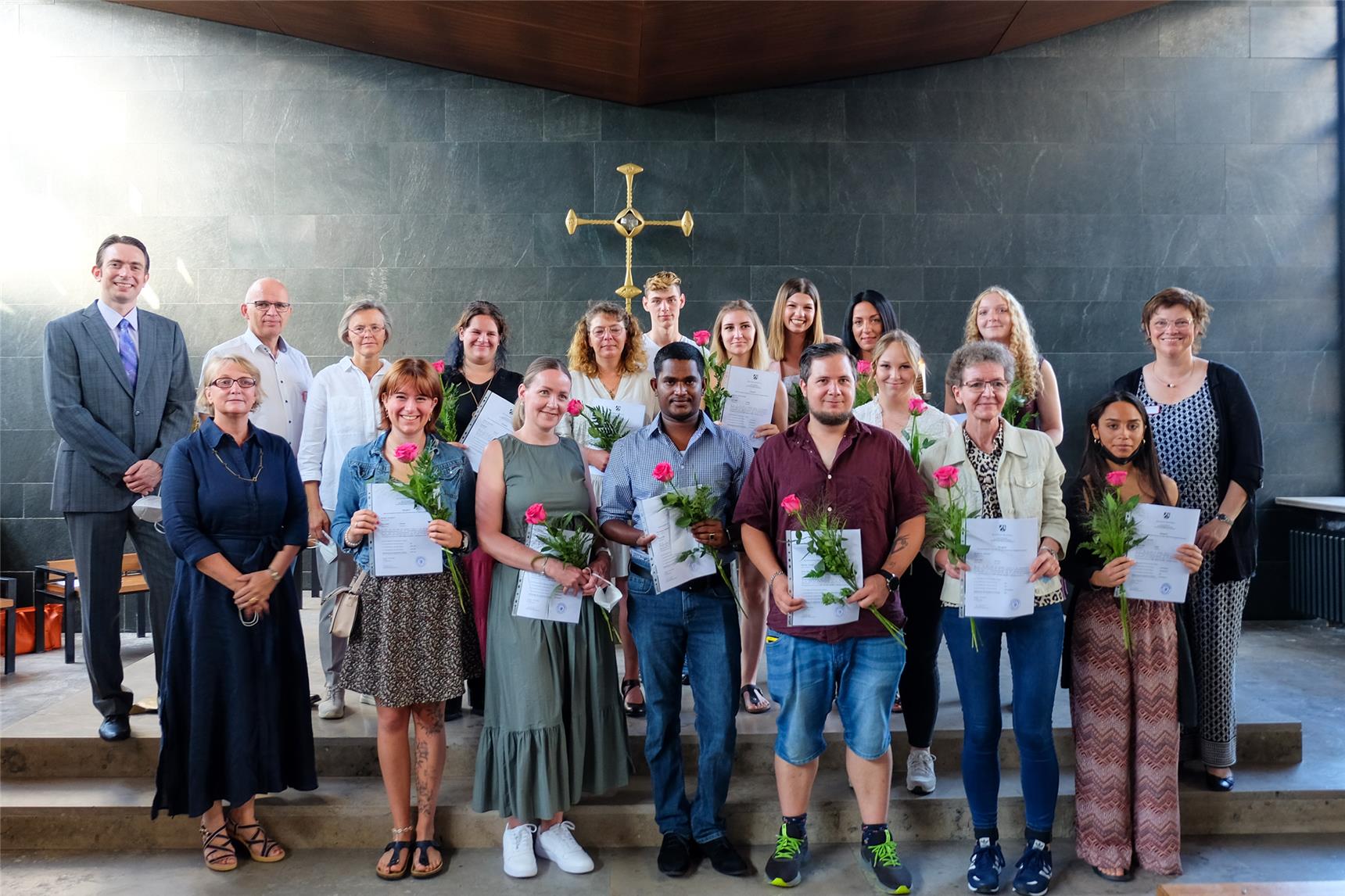 AGP Viersen: Pflegeassistenten freuen sich über ihren Abschluss