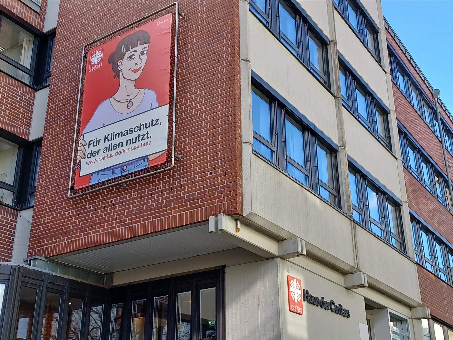 Caritas-Haus mit BlowUp