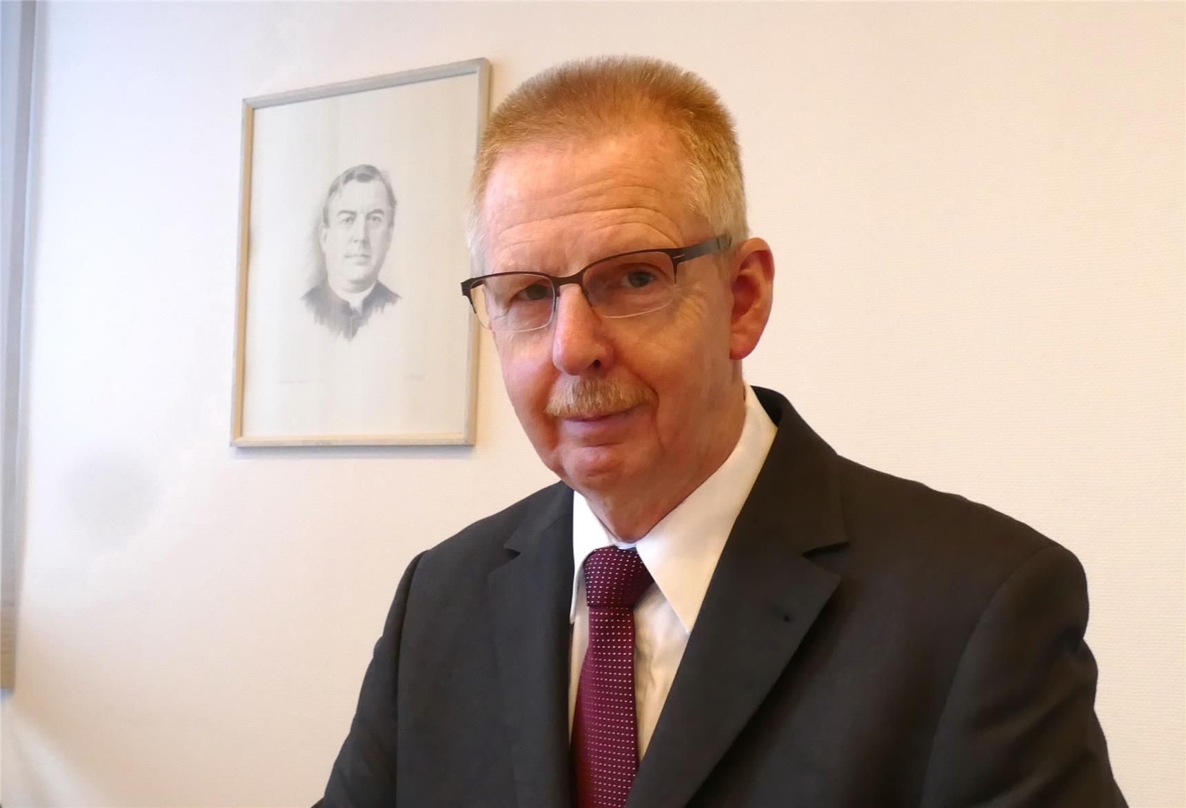 Caritas unterstützt die Nutzung der Corona-Warn-App - Burkard Schröders, Diözesancaritasdirektor