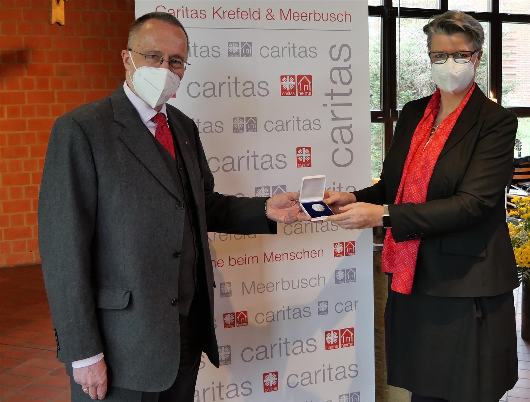 Ehrung für Liegener