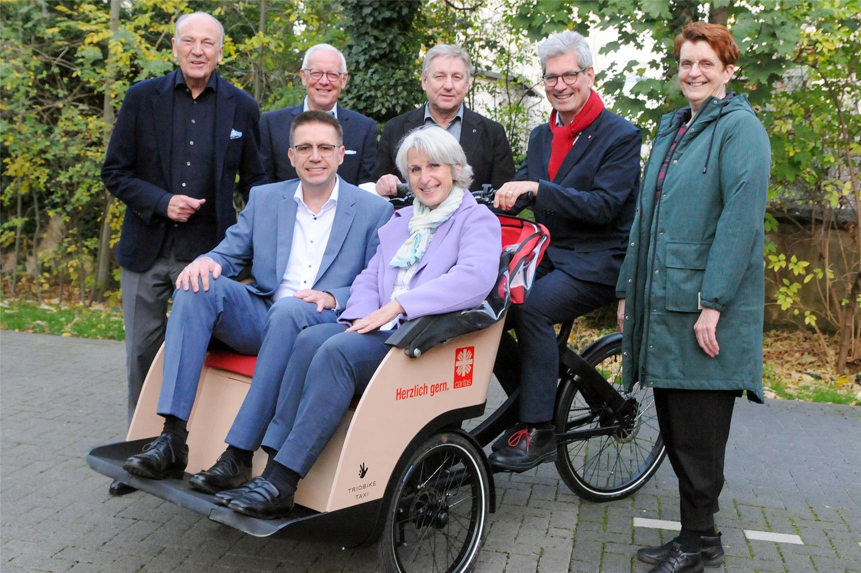 Eine Senioren-Rikscha für das Caritaszentrum Rheydt