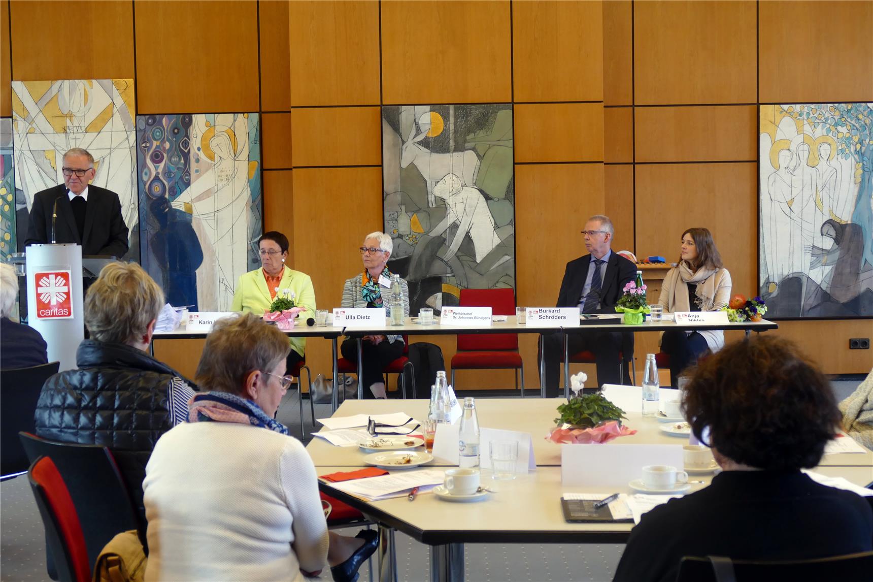 SkF, SKM und IN VIA sprechen über Werke der Barmherzigkeit