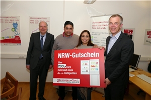 Gruppenfoto mit NRW-Umweltminister Johannes Remmel