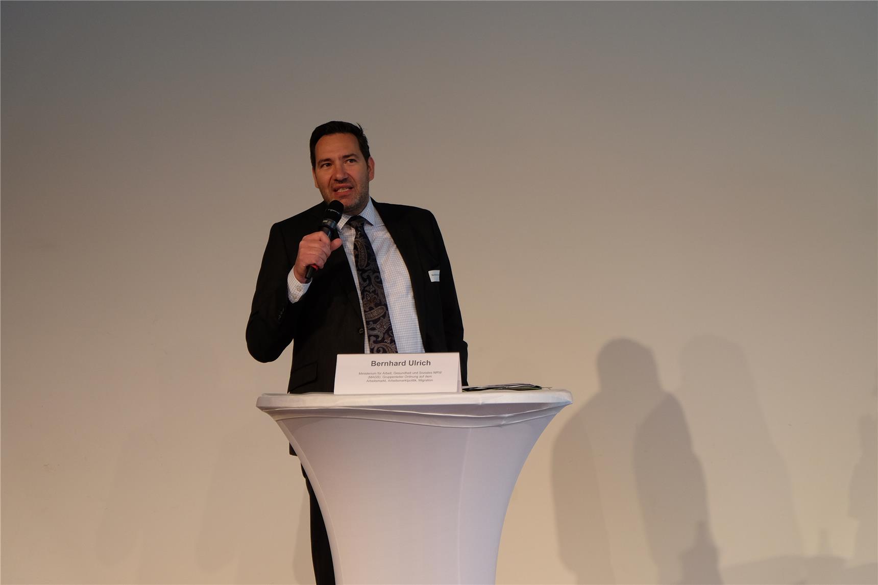 Bernhard Ulrich (MAGS)