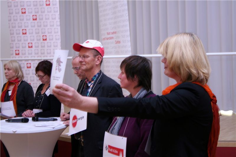 Pantomimengruppe auf der Fachtagung Stromsparcheck